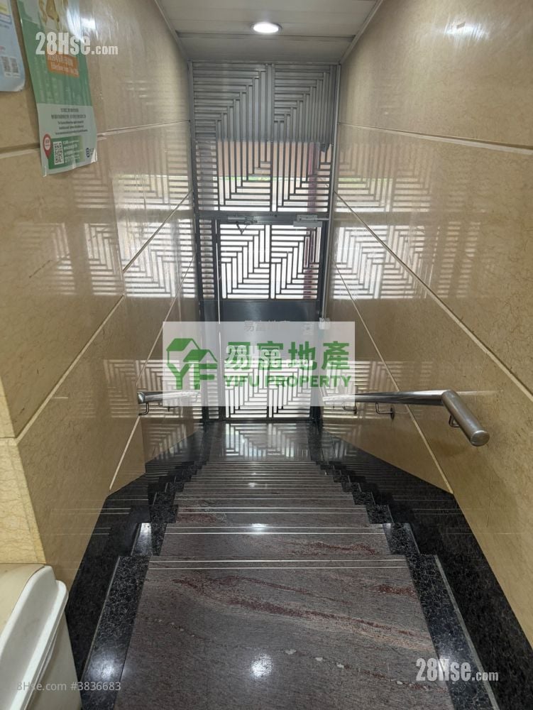 益南華廈 租盤 1 浴室 190 平方呎