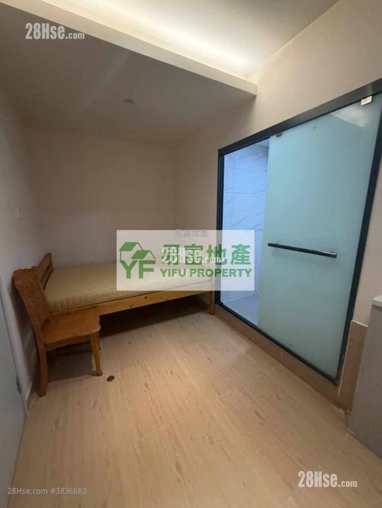 益南華廈 租盤 1 浴室 190 平方呎