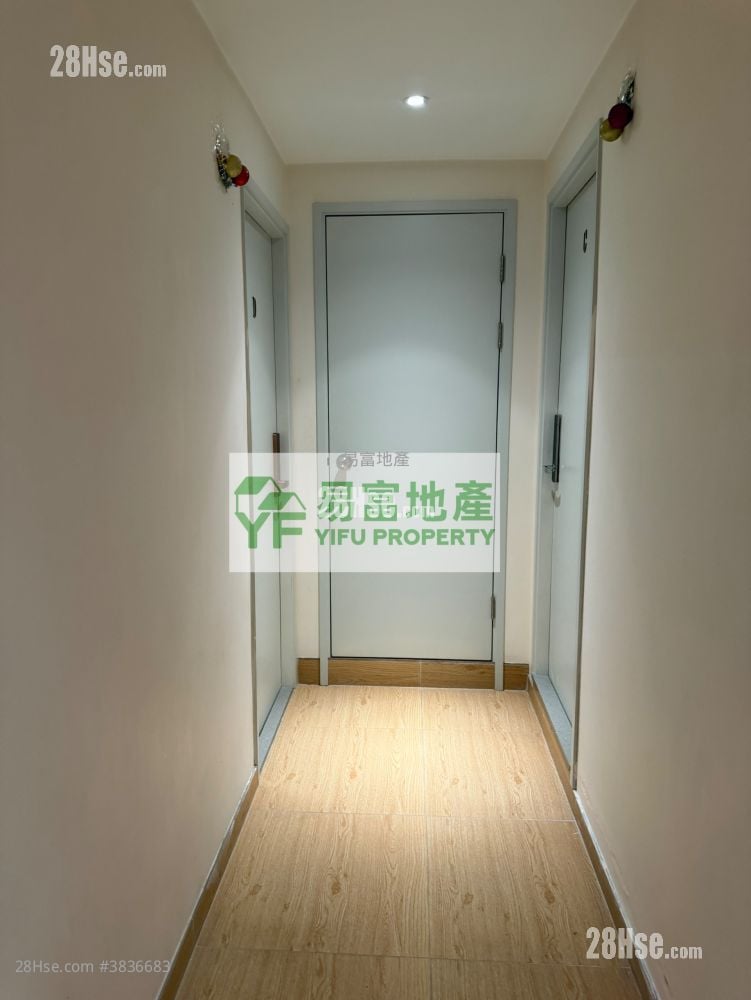 益南華廈 租盤 1 浴室 190 平方呎