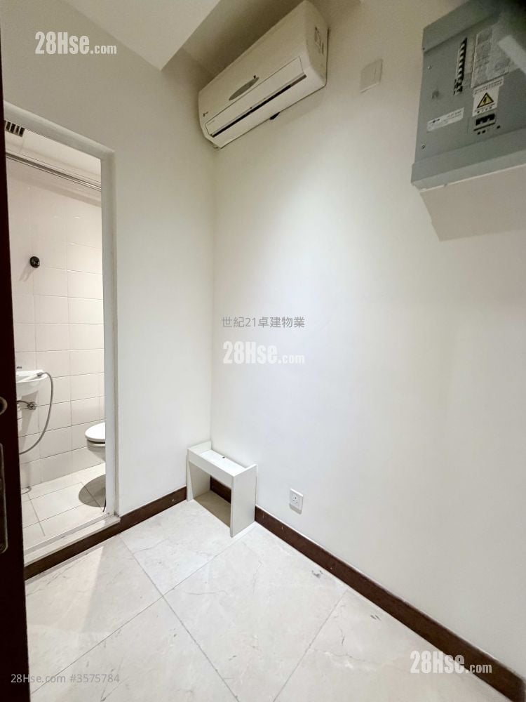 The Coronation Sell 3 Bedrooms , 2 Bathrooms 984 ft²