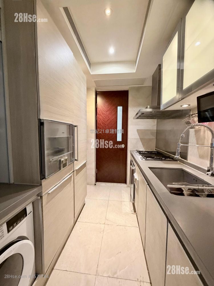The Coronation Sell 3 Bedrooms , 2 Bathrooms 984 ft²