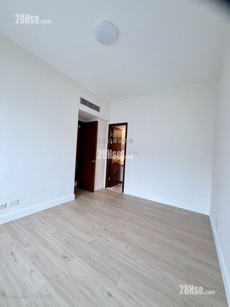 The Coronation Sell 3 Bedrooms , 2 Bathrooms 984 ft²