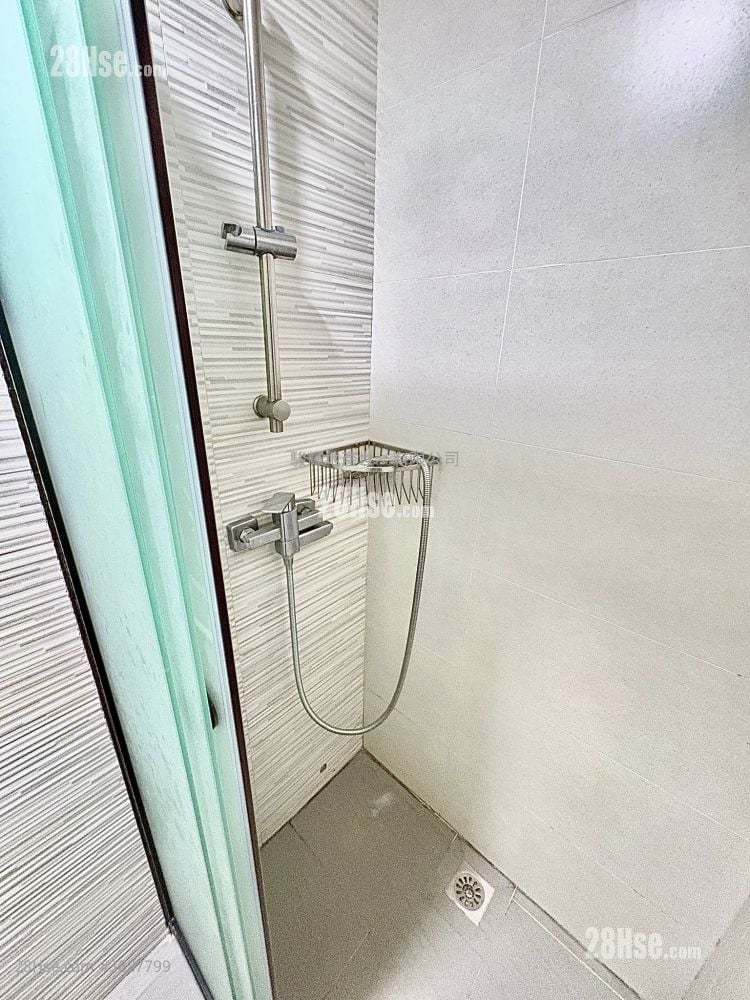 Kwong On Bank Mongkok Branch Building Rental Studio , 1 Bathroom 150 ft²