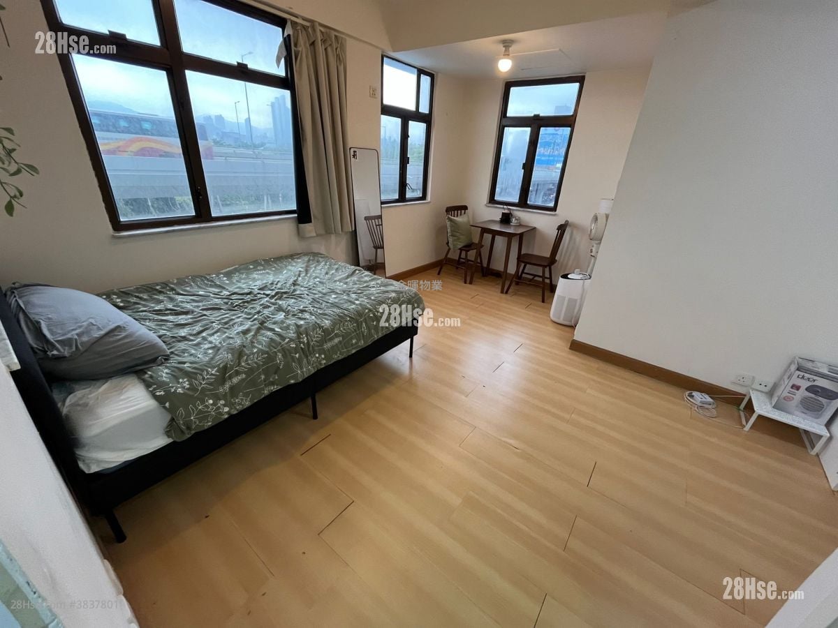Sea View Mansion Rental 2 Bedrooms , 1 Bathroom 264 ft²