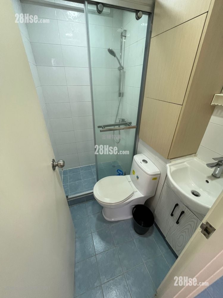 Sea View Mansion Rental 2 Bedrooms , 1 Bathroom 264 ft²