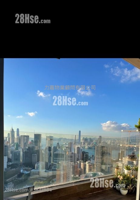 Tai Hang Terrace Sell 3 Bedrooms , 2 Bathrooms 527 ft²