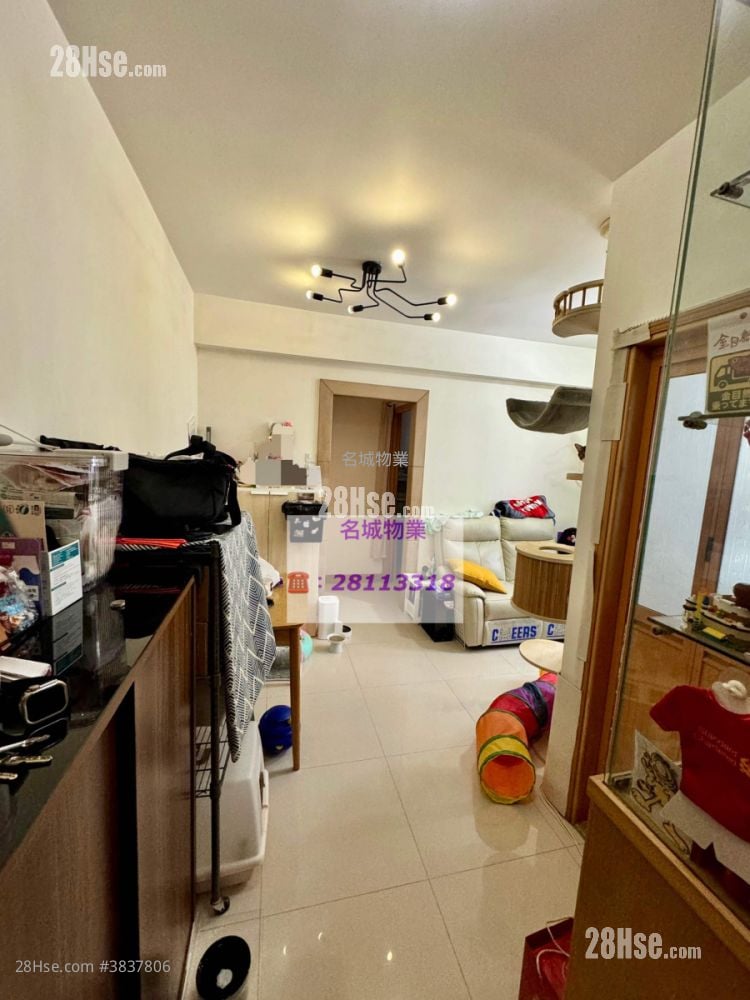 Jade Court Sell 1 Bedroom , 1 Bathroom 313 ft²