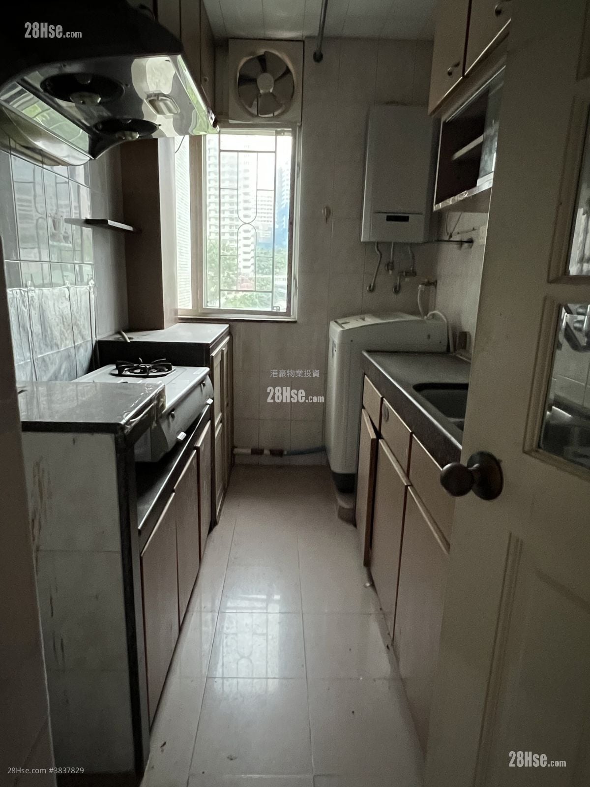 Po Pui Court Sell 3 Bedrooms , 1 Bathroom 645 ft²