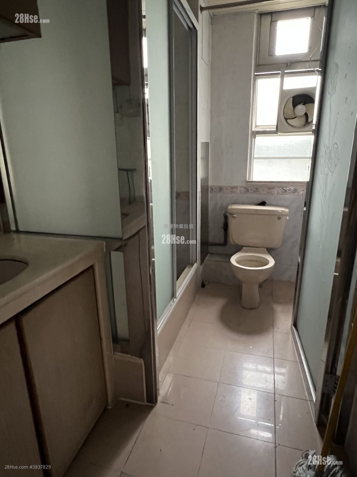 Po Pui Court Sell 3 Bedrooms , 1 Bathroom 645 ft²