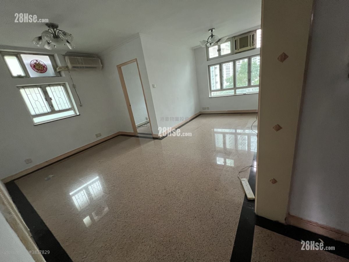 Po Pui Court Sell 3 Bedrooms , 1 Bathroom 645 ft²