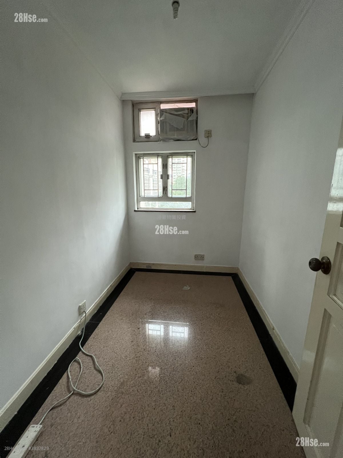 Po Pui Court Sell 3 Bedrooms , 1 Bathroom 645 ft²