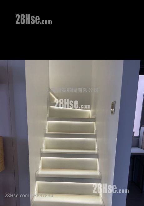 Tai Hang Terrace Sell 3 Bedrooms , 2 Bathrooms 527 ft²