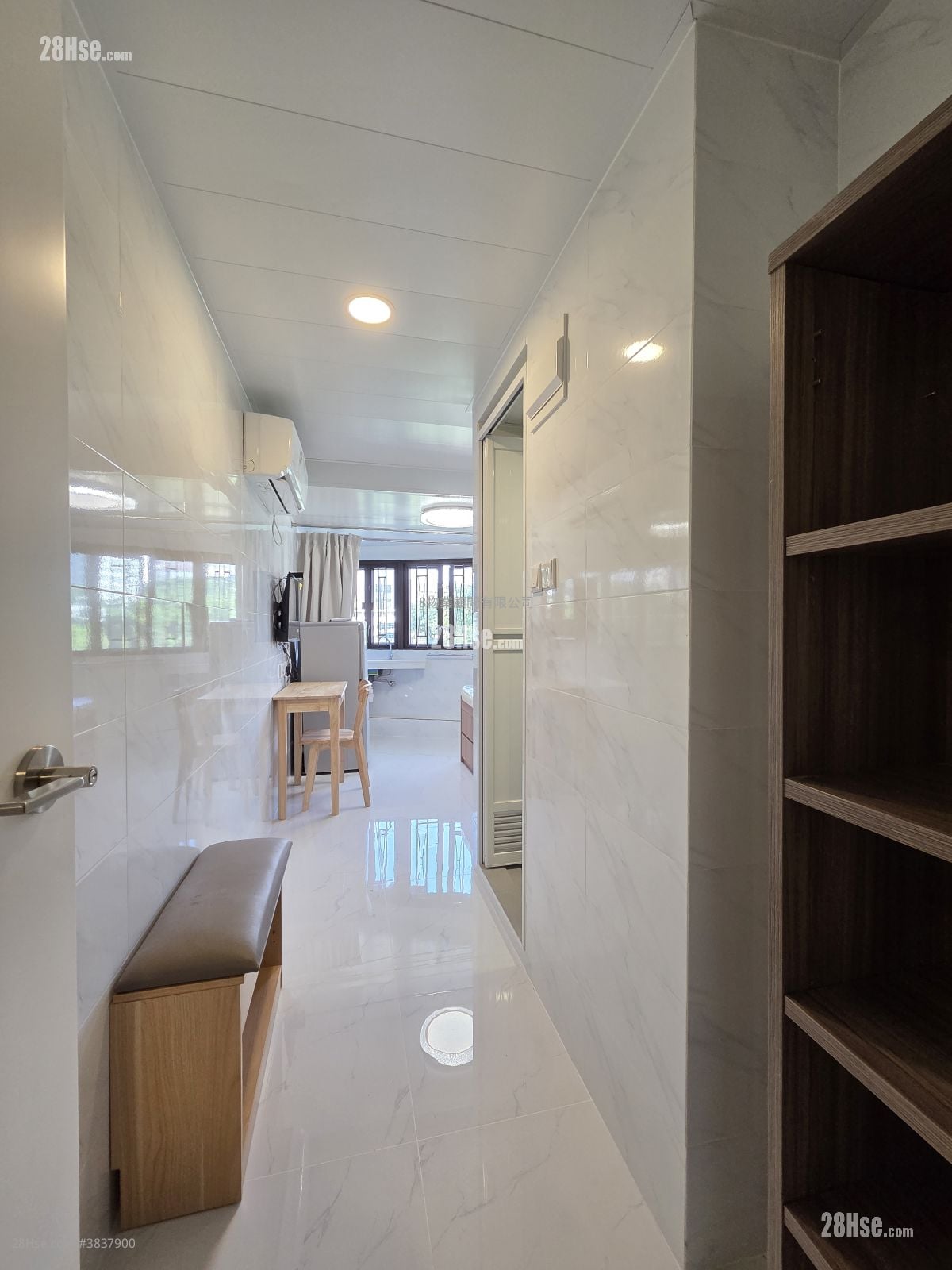 Cheung King Mansion Rental Studio , 1 Bathroom 180 ft²
