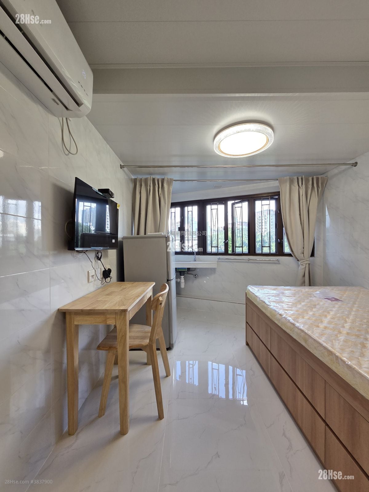 Cheung King Mansion Rental Studio , 1 Bathroom 180 ft²