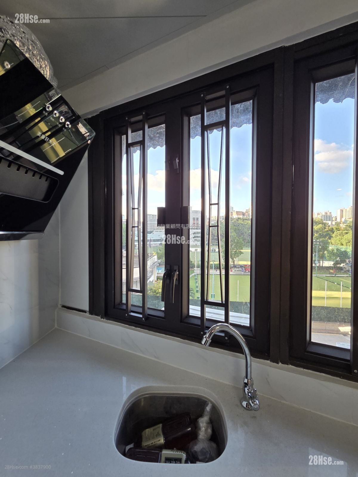 Cheung King Mansion Rental Studio , 1 Bathroom 180 ft²