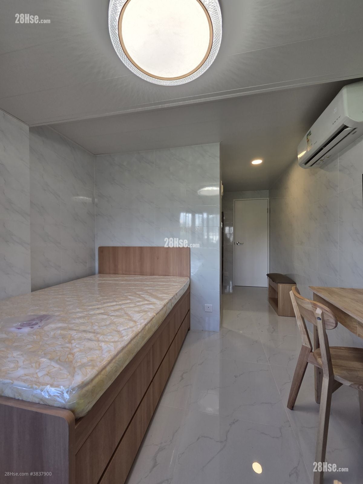 Cheung King Mansion Rental Studio , 1 Bathroom 180 ft²