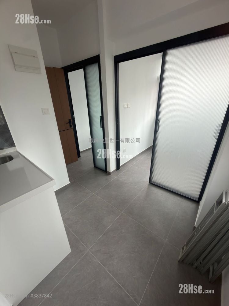 Wing Tak Building Rental 1 Bedroom , 1 Bathroom 200 ft²