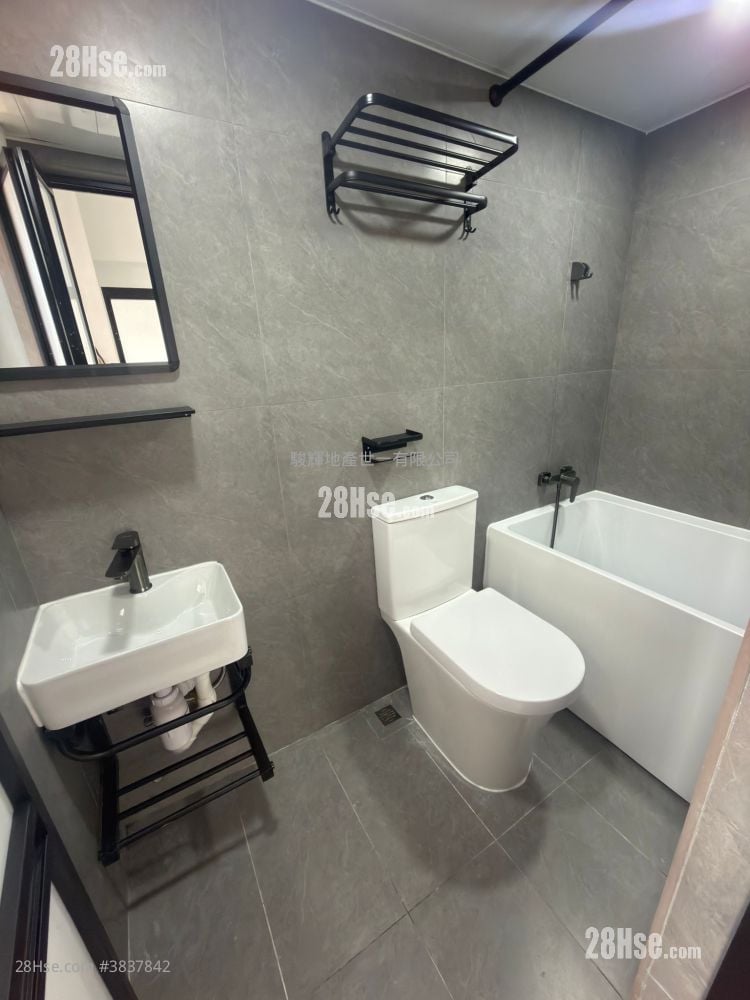 Wing Tak Building Rental 1 Bedroom , 1 Bathroom 200 ft²