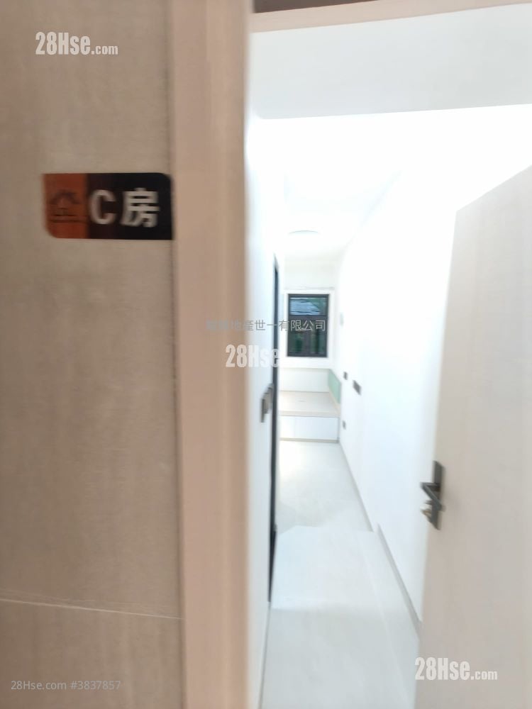 文苑樓 租盤 開放式間隔 , 1 浴室 140 平方呎