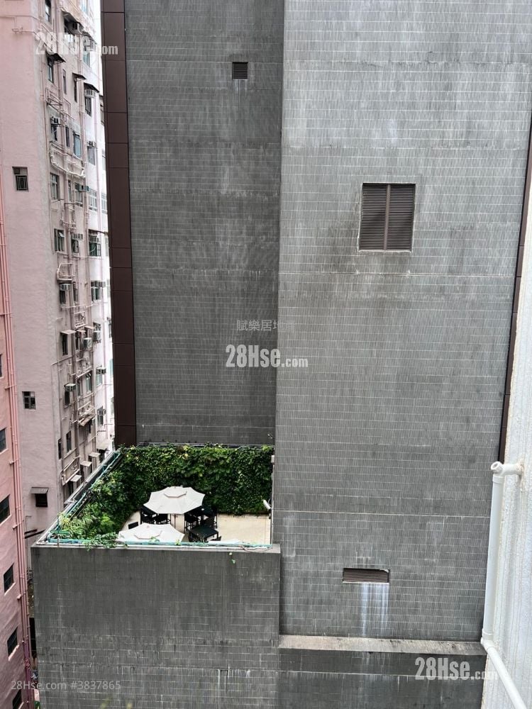 Wai Sun Building Sell 256 ft²
