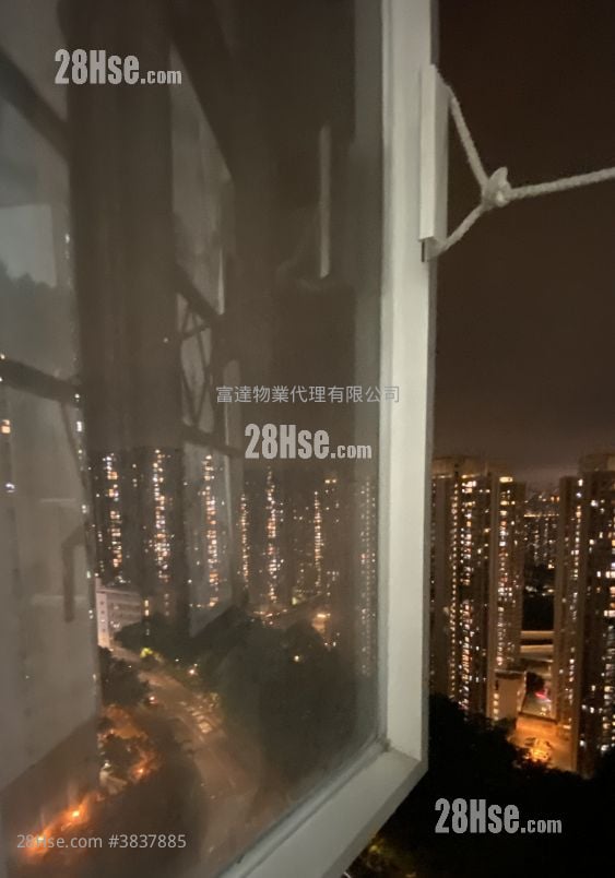 Hong Yat Court Sell 2 Bedrooms , 1 Bathroom 506 ft²