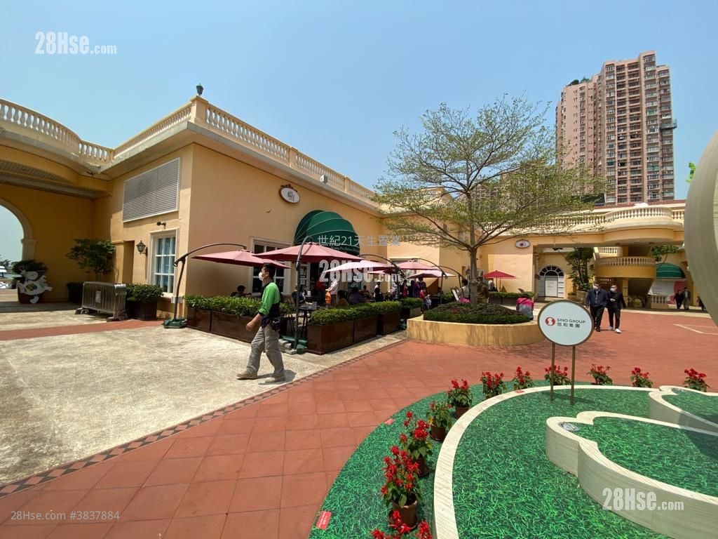Hong Kong Gold Coast Sell 2 Bedrooms , 1 Bathroom 576 ft²