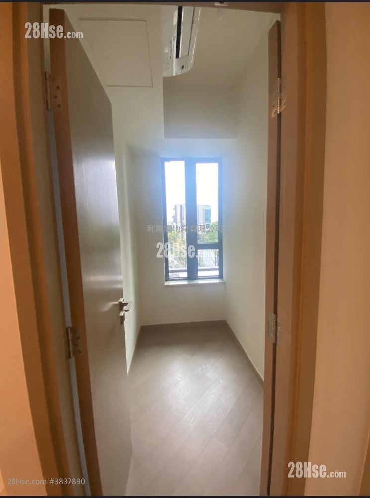 Wetland Seasons Park Sell 2 Bedrooms 366 ft²