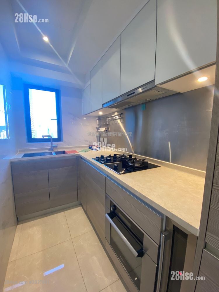 Victoria Skye Sell 3 Bedrooms , 2 Bathrooms 661 ft²