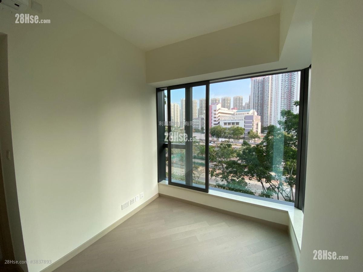 Wetland Seasons Park Sell 3 Bedrooms 484 ft²