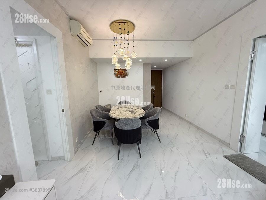 The Visionary Sell 3 Bedrooms , 2 Bathrooms 1,035 ft²