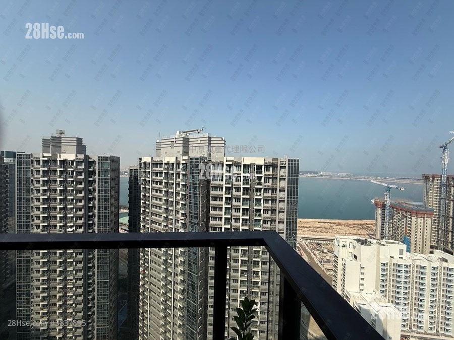The Visionary Sell 3 Bedrooms , 2 Bathrooms 1,035 ft²