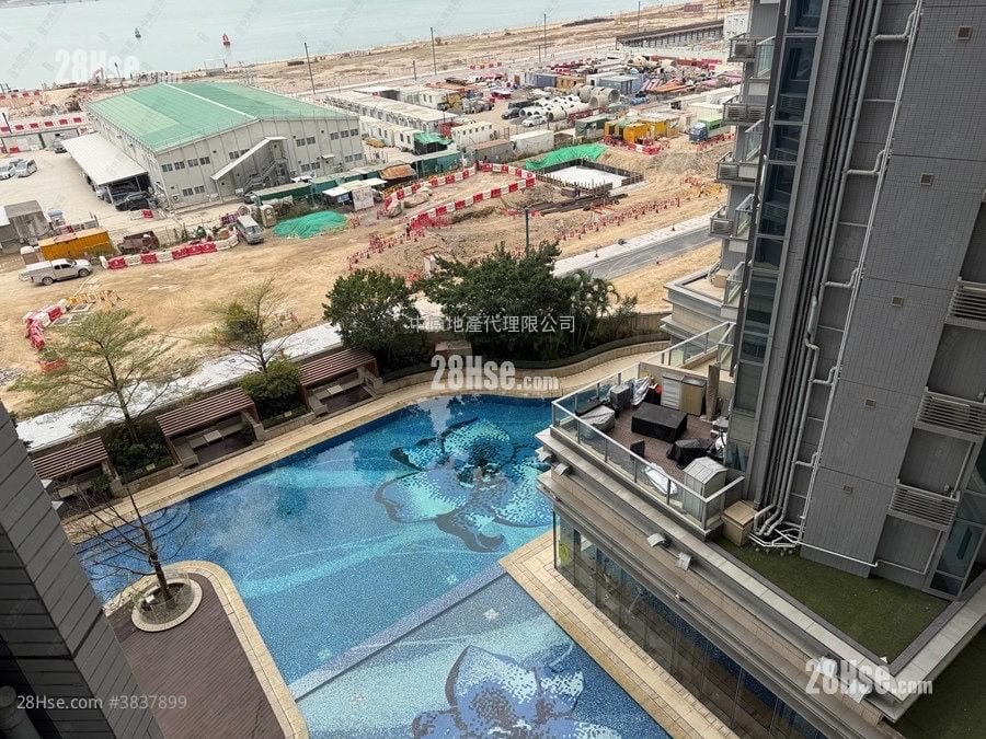 Century Link Sell 2 Bedrooms 479 ft²