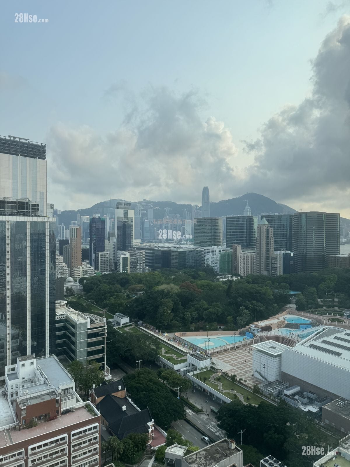 Cheuk Nang Centre Rental
