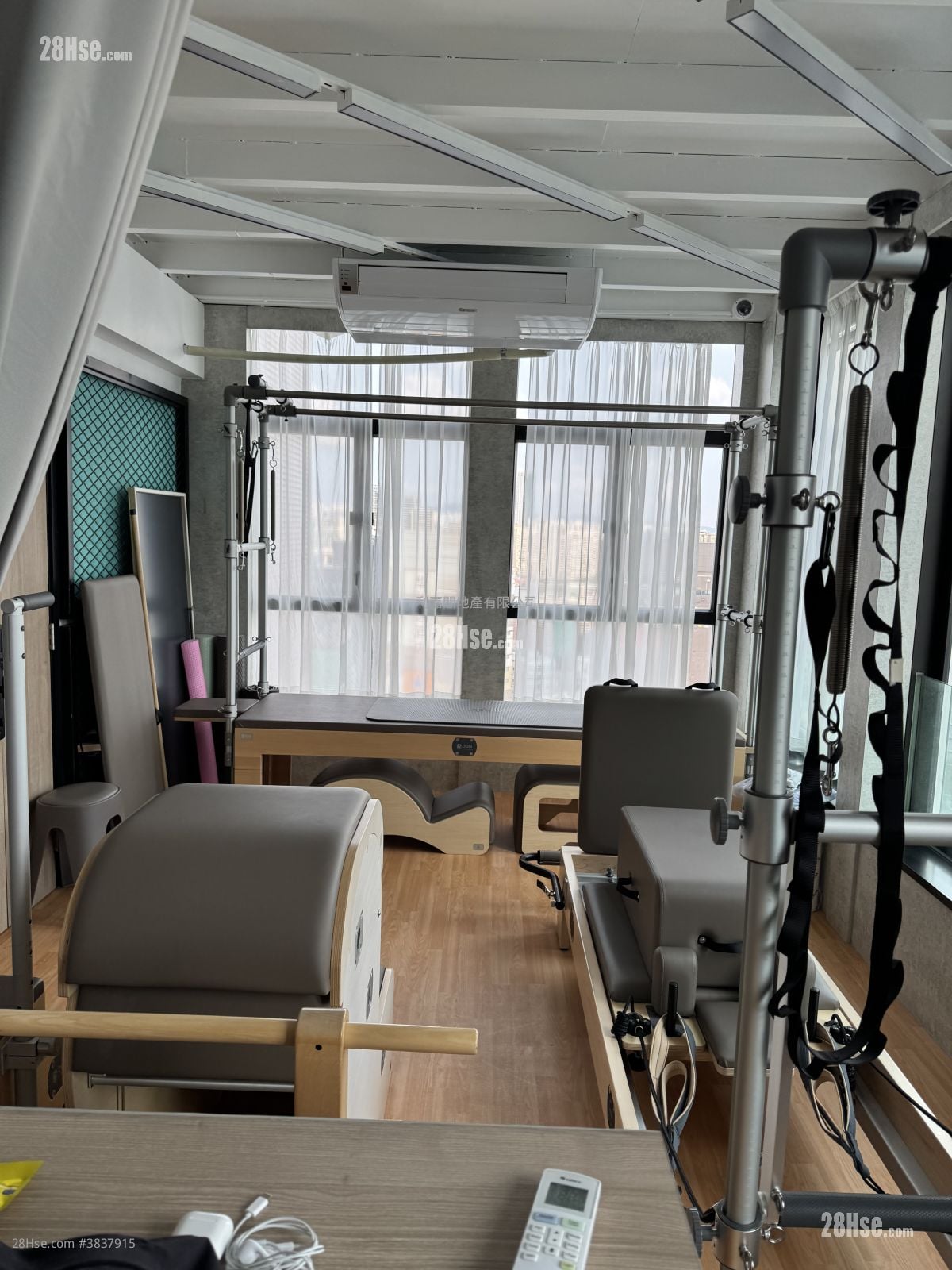 Cheuk Nang Centre Rental