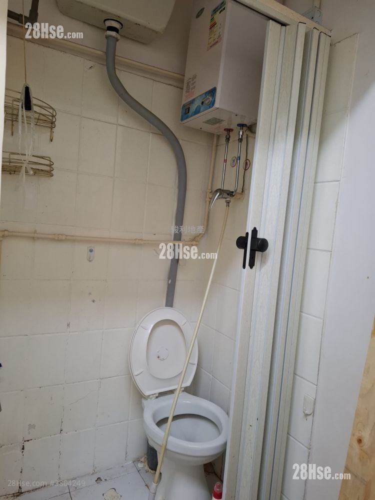 Tung Lo Court Rental 1 Bedroom , 1 Bathroom 120 ft²