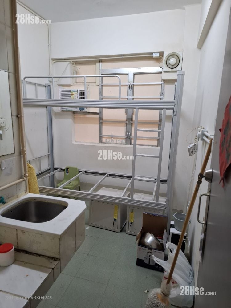 Tung Lo Court Rental 1 Bedroom , 1 Bathroom 120 ft²