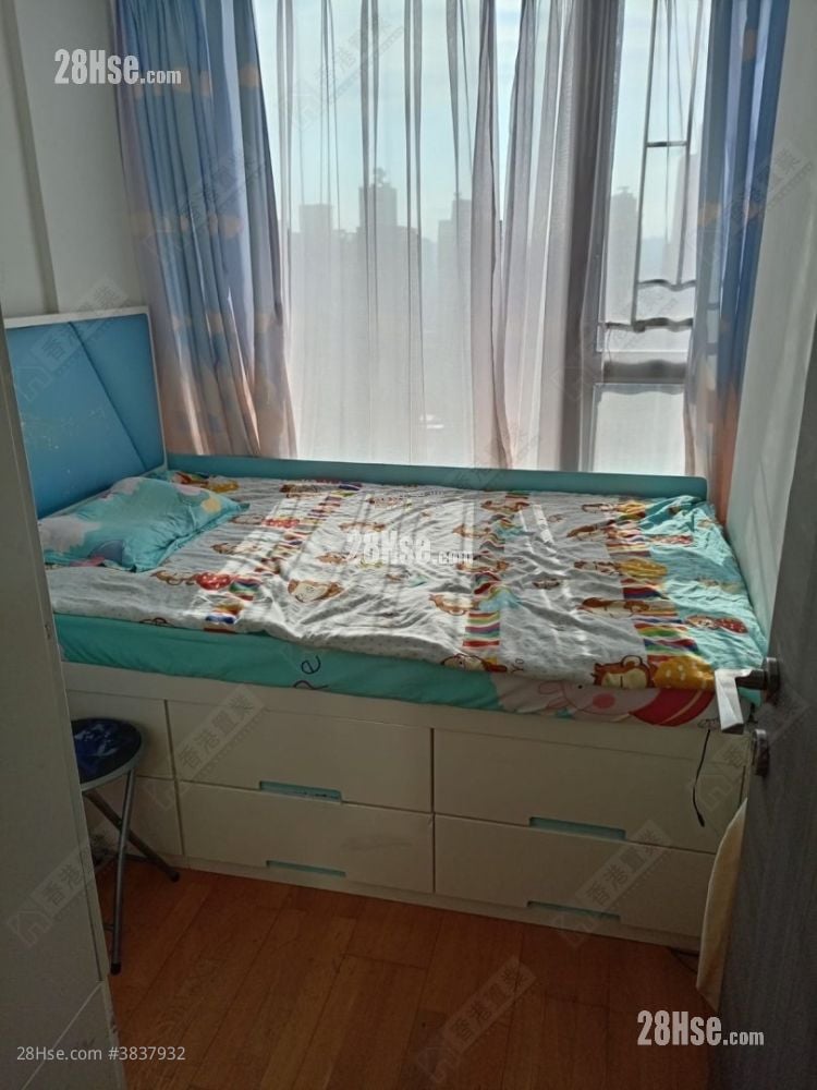 Heya Aqua Sell 2 Bedrooms , 1 Bathroom 525 ft²