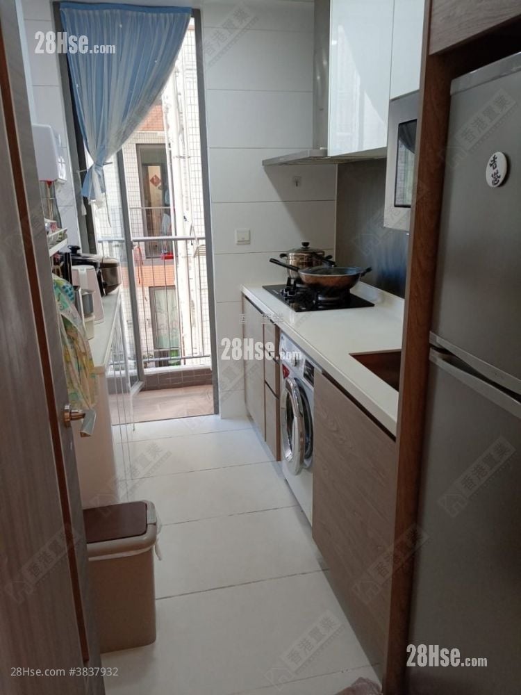 Heya Aqua Sell 2 Bedrooms , 1 Bathroom 525 ft²