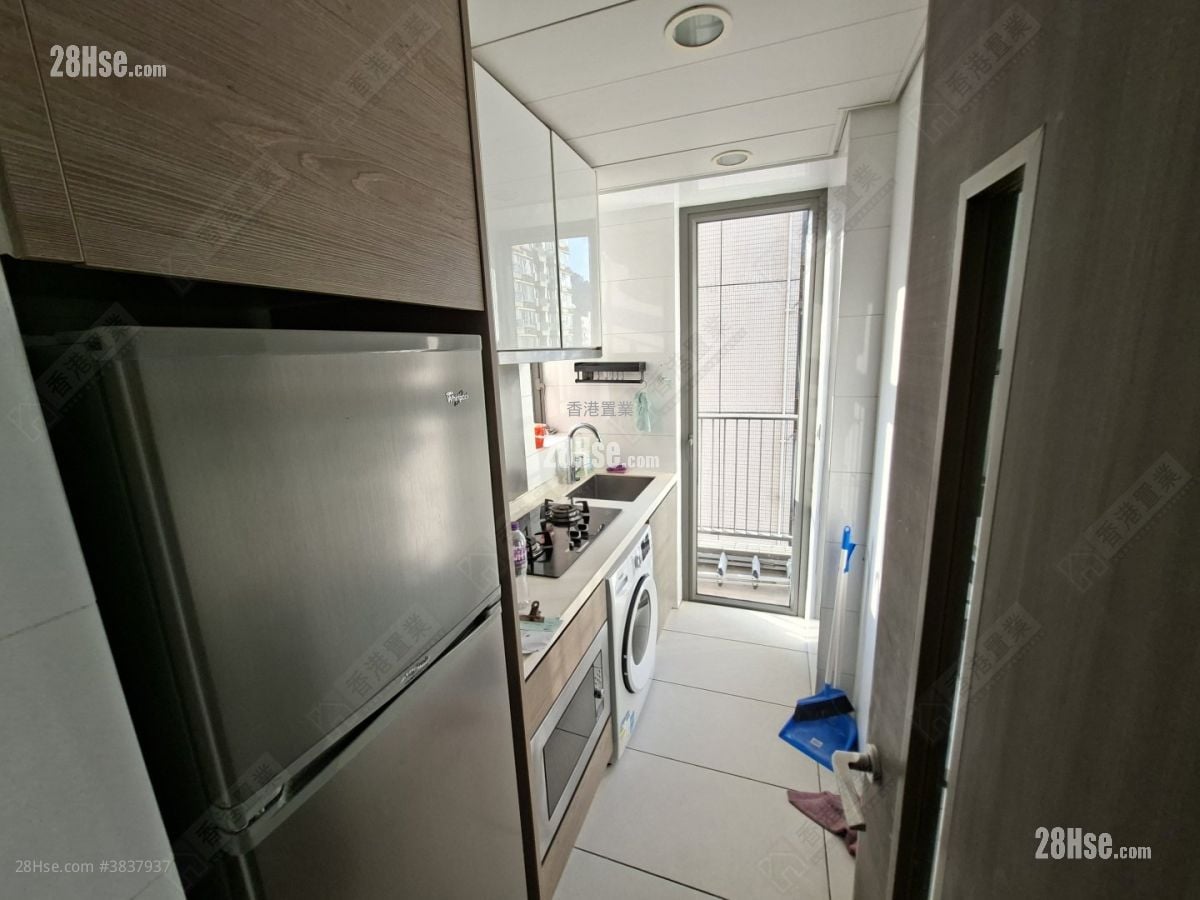 Heya Crystal Sell 2 Bedrooms , 1 Bathroom 509 ft²