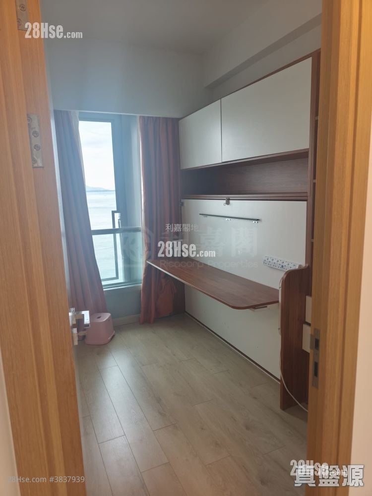 L’aquatique Sell 3 Bedrooms 907 ft²