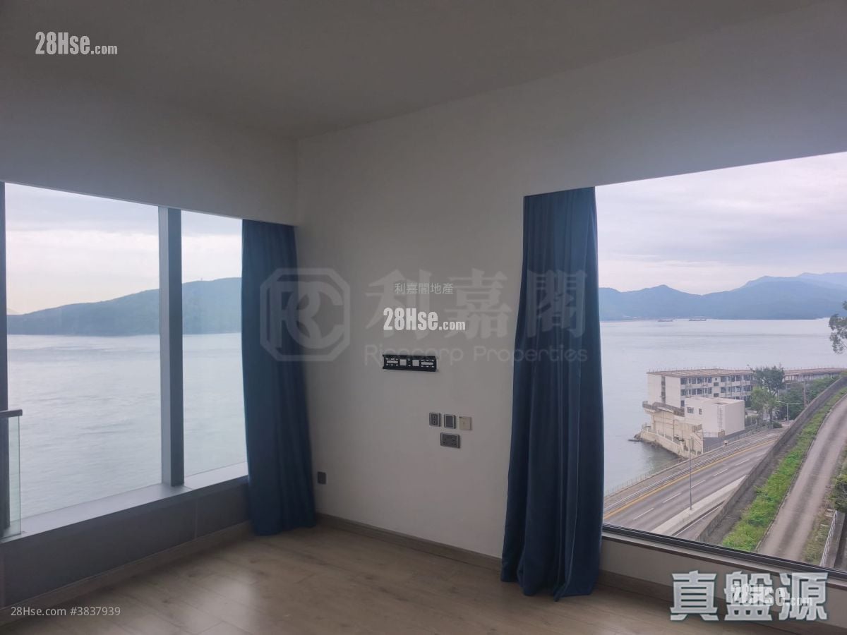 L’aquatique Sell 3 Bedrooms 907 ft²
