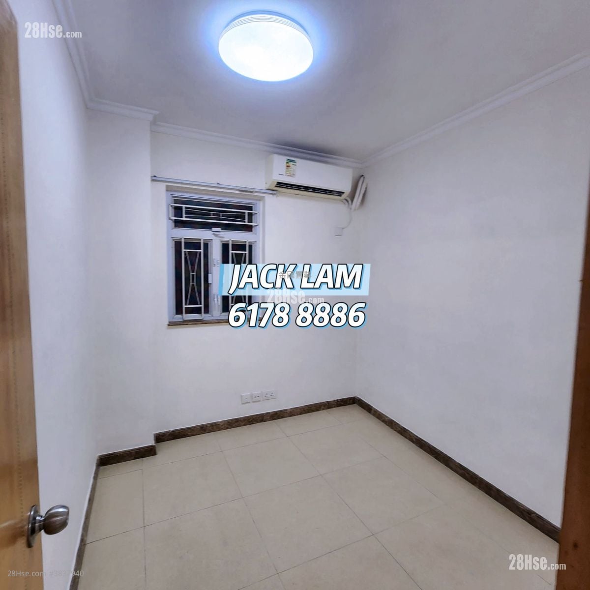 Man Wah Building Rental 4 Bedrooms , 2 Bathrooms 820 ft²