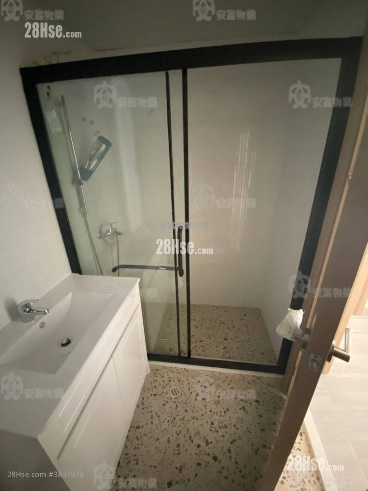 Village Rental 3 Bedrooms , 2 Bathrooms