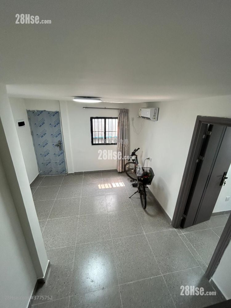 Village Rental 3 Bedrooms , 1 Bathroom 550 ft²