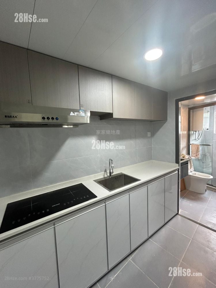 Village Rental 3 Bedrooms , 1 Bathroom 550 ft²