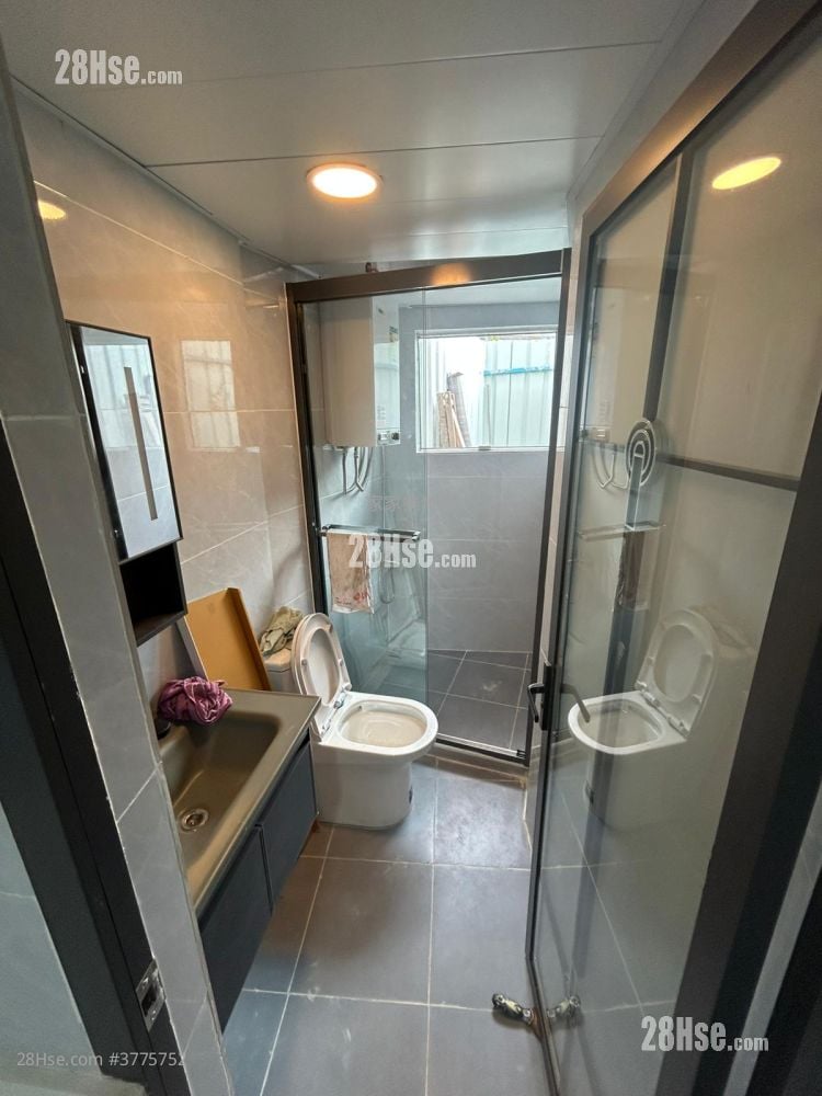 Village Rental 3 Bedrooms , 1 Bathroom 550 ft²