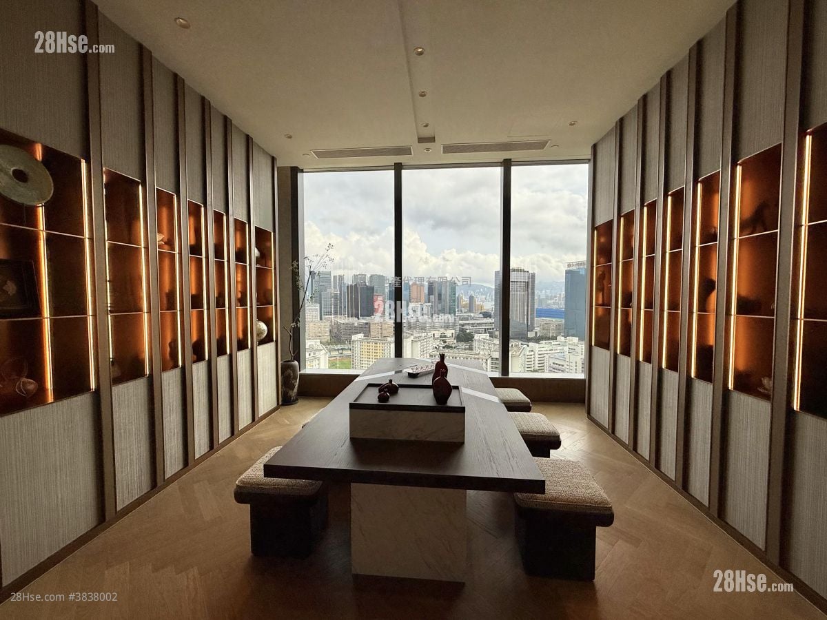 Uptown East Rental Studio , 1 Bathroom 273 ft²