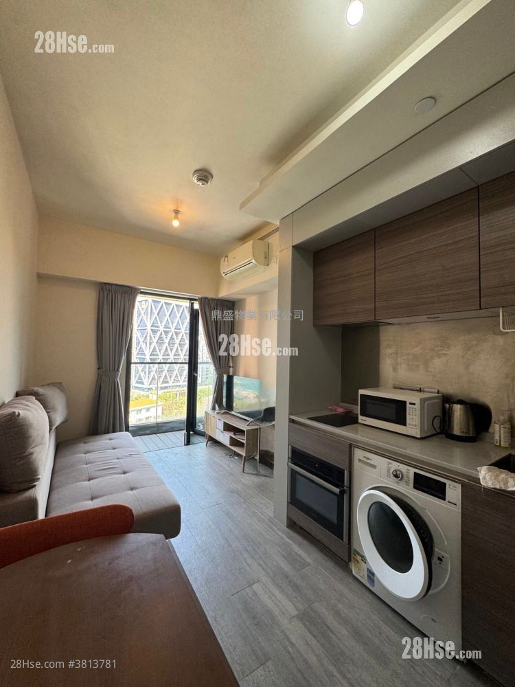 Le Riviera Rental 1 Bedroom , 1 Bathroom 275 ft²
