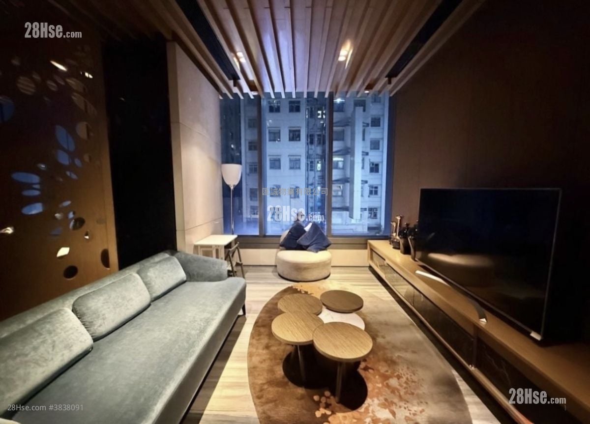 The Zutten Sell 1 Bedroom , 1 Bathroom 261 ft²