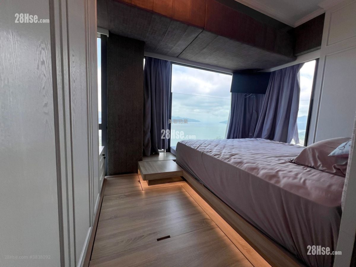 Double Cove Rental 1,390 ft²